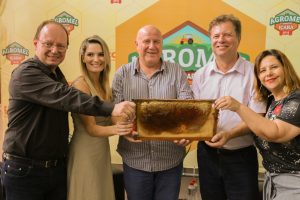 O campo e a cidade unidos na Primeira Agromel em Içara