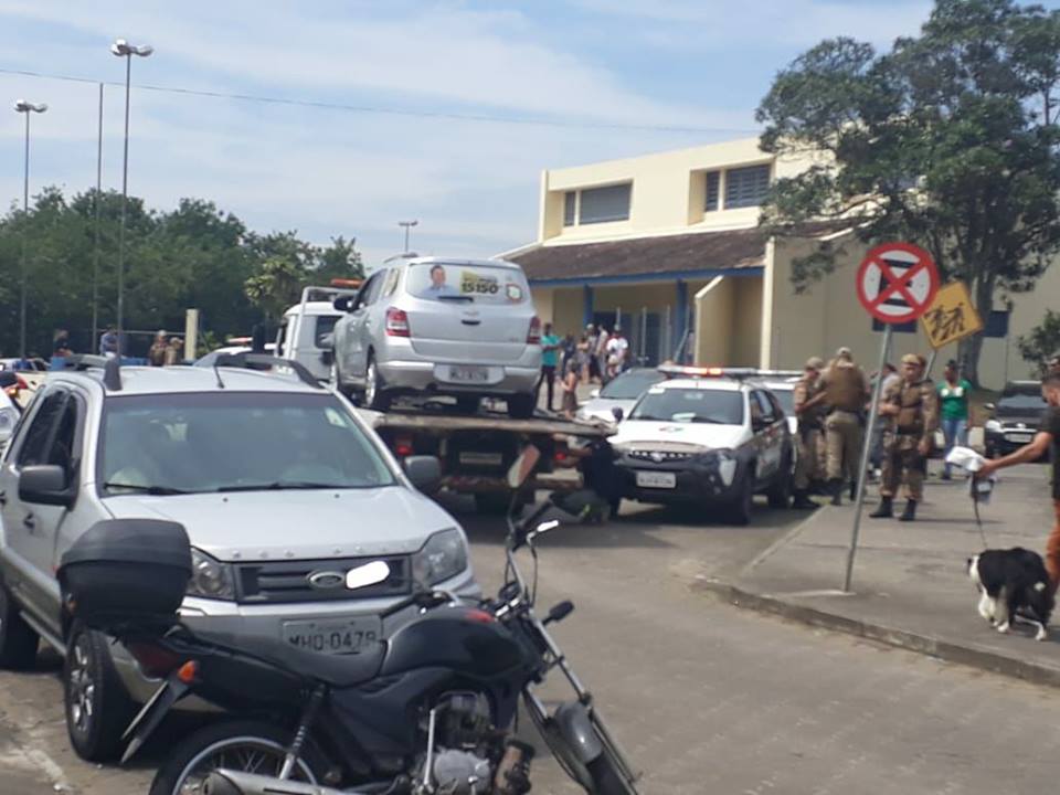 POLÍCIA MILITAR PRENDE CABOS ELEITORAIS COMPRANDO VOTOS NO SÃO FRANCISCO