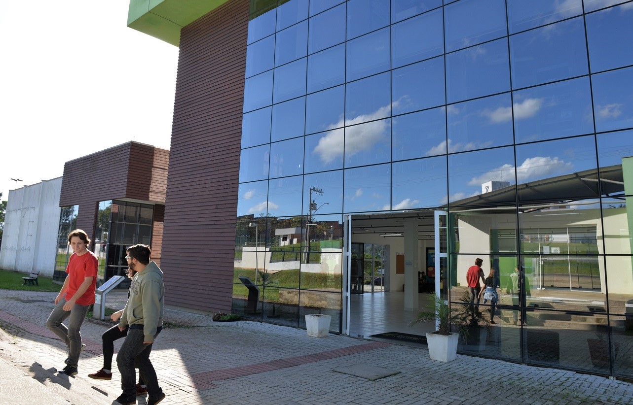 IFSC Criciúma abre inscrições para cursos técnicos em Meio Ambiente, Eletrotécnica e Edificações