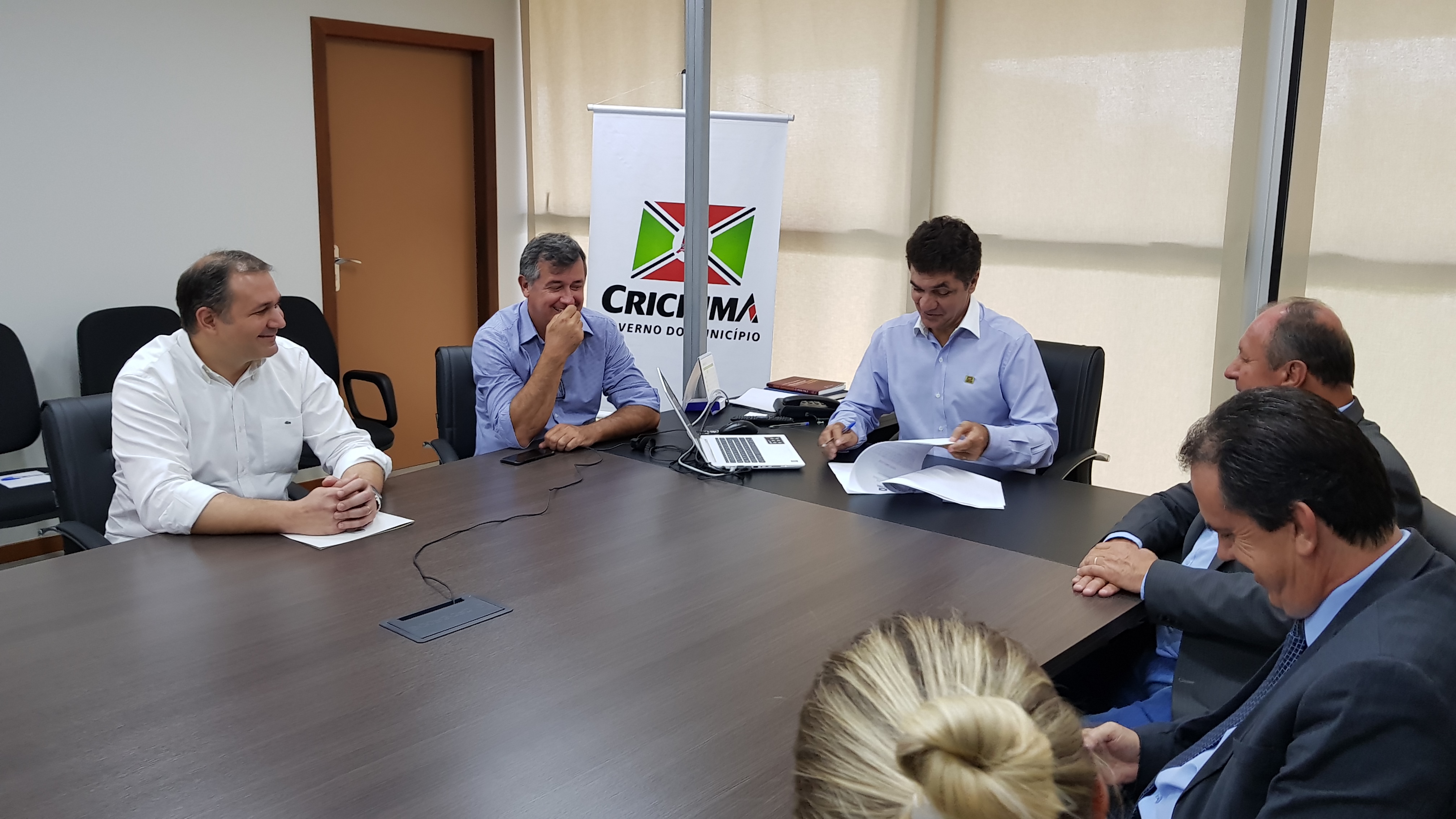CONSELHO MUNICIPAL REPASSA R$ 1 MILHÃO PARA REFORMA DE PREDIO DO INSS VIRAR UBS