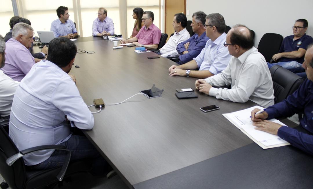 Salvaro discute impasse com a Casan e encaminha criação do Samae de Criciúma