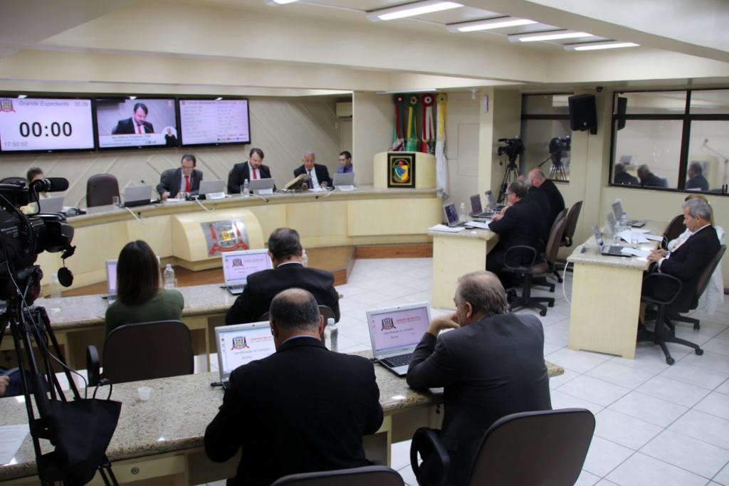 Vereadores aprovam serviço de Água e esgoto do Samae em Criciúma