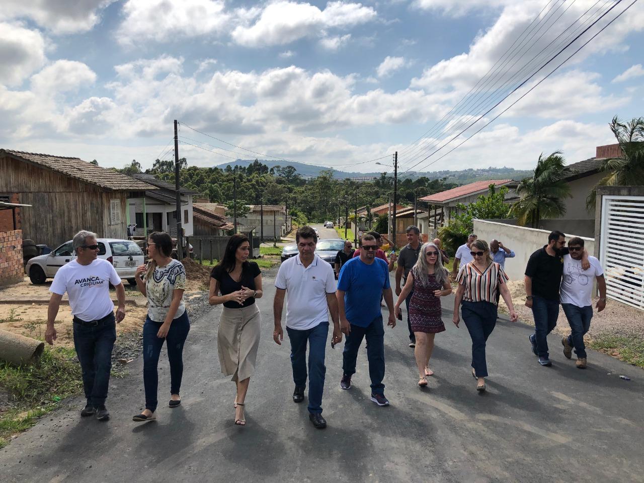 19 ruas são inauguradas no Distrito do Rio Maina