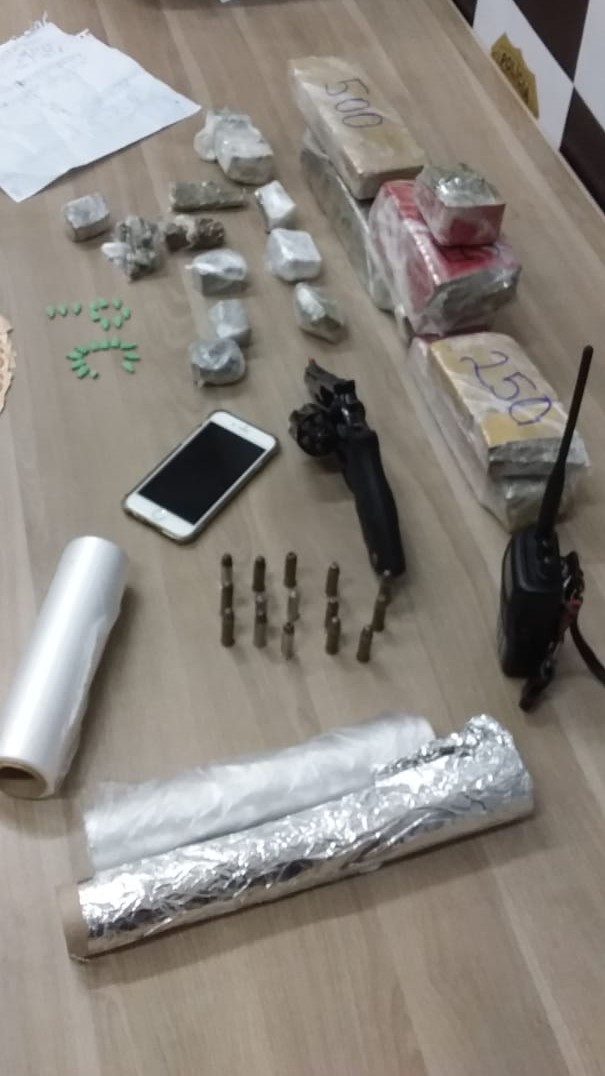 Polícia Civil prende traficante com mais de três quilos de maconha em Criciúma