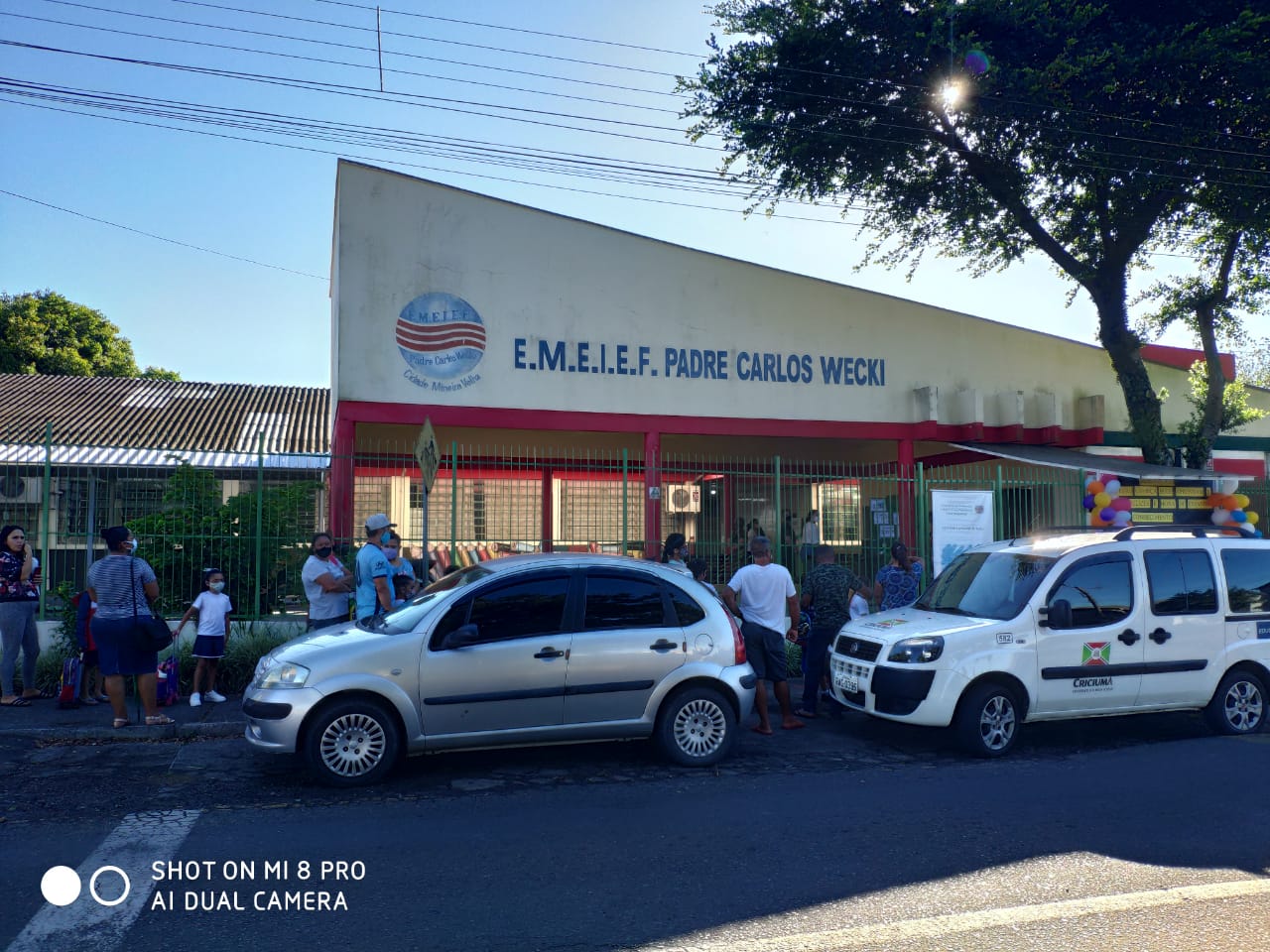 Professora e Funcionária são afastadas por causa do Covid-19